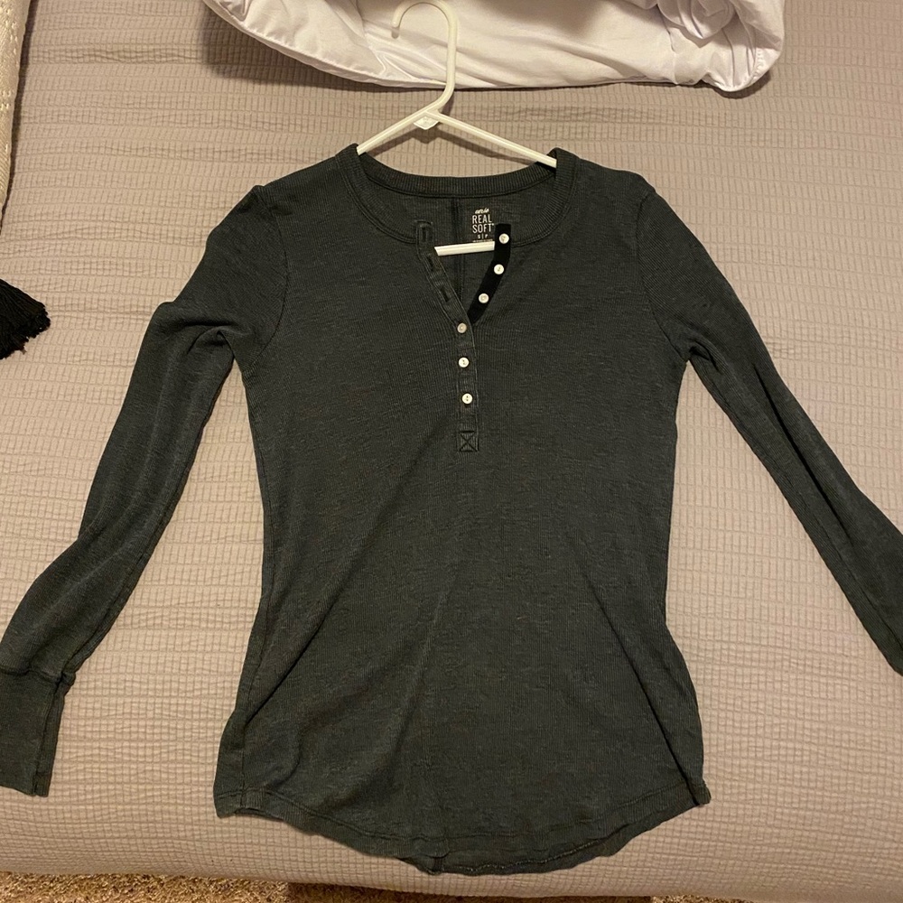 Aerie Henley long sleeve
